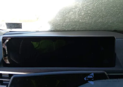 2021 Ford Mustang Mach-E Select z USA, uszkodzony, nr VIN 3FMTK1RMXMMA09466